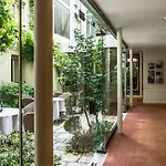 Hotel Des Saints Peres - Esprit De France