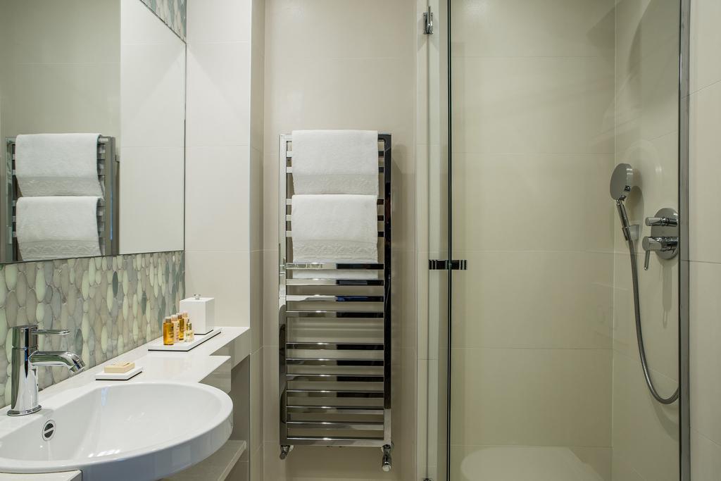 Hotel Des Saints Peres - Esprit De France