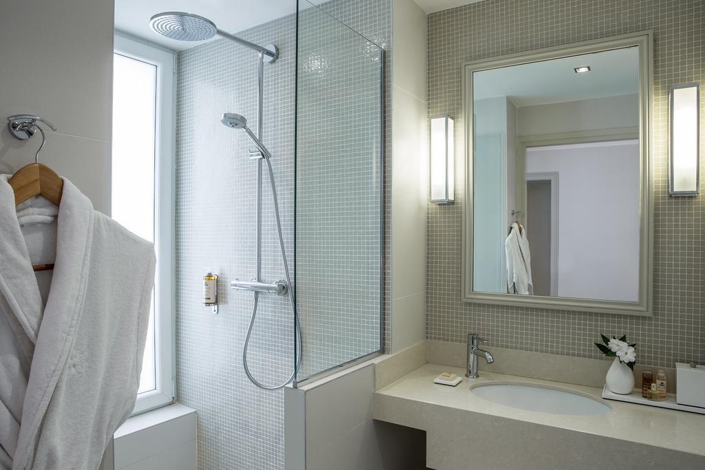 Hotel Des Saints Peres - Esprit De France