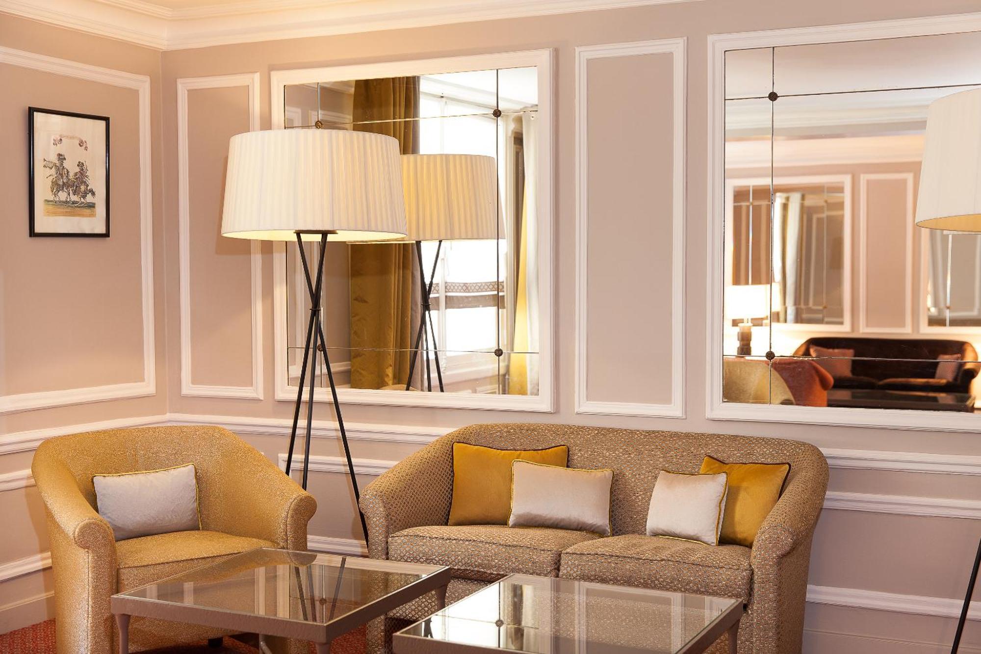 Des Saints Peres - Esprit De France