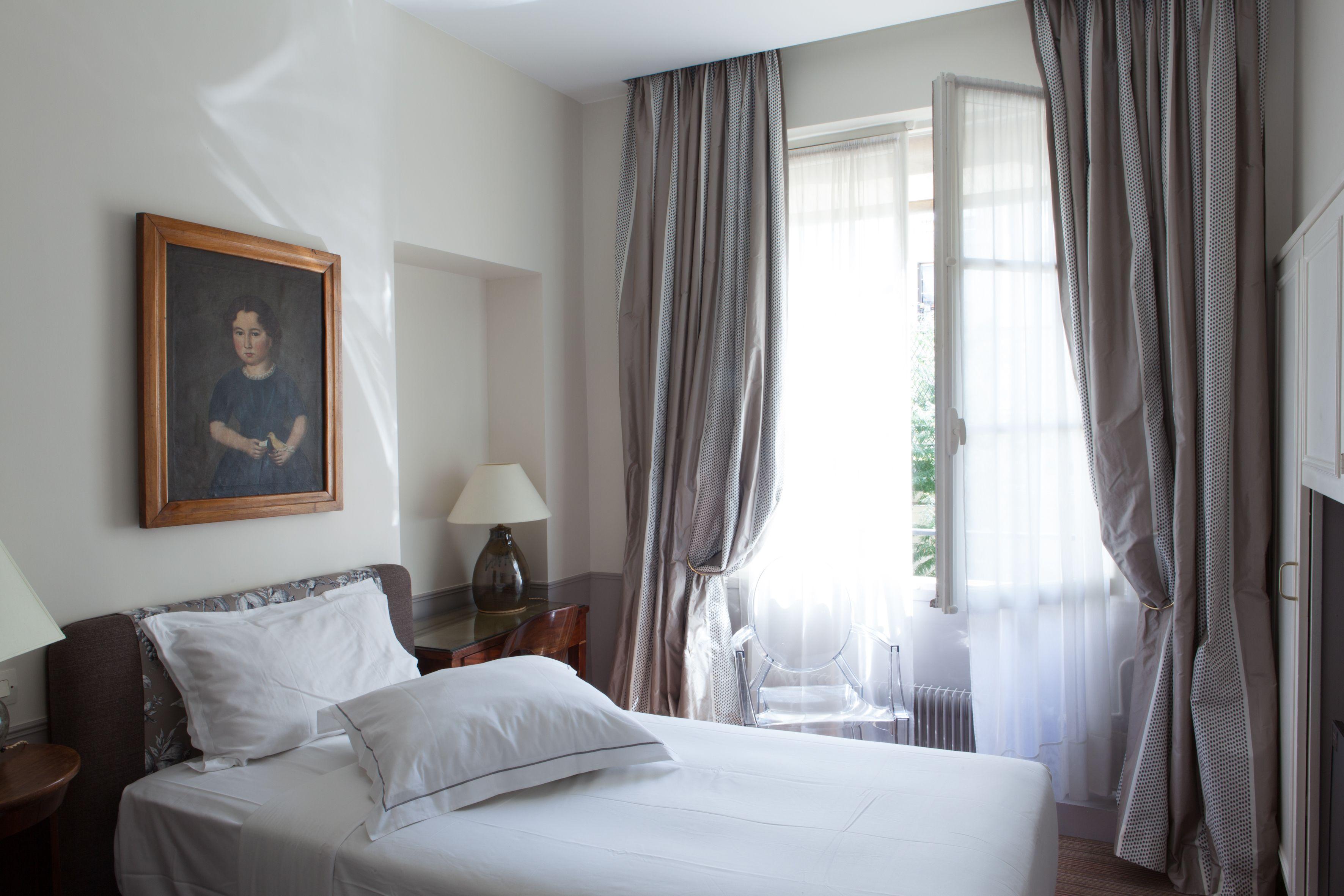 Des Saints Peres - Esprit De France