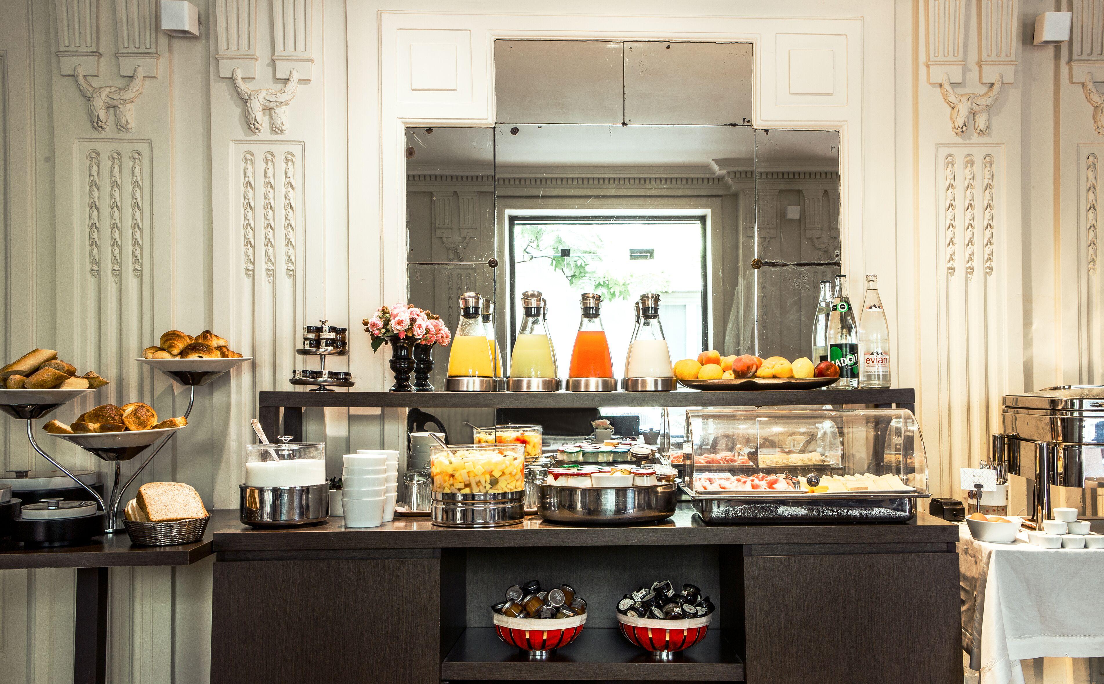 Des Saints Peres - Esprit De France 4* Paris