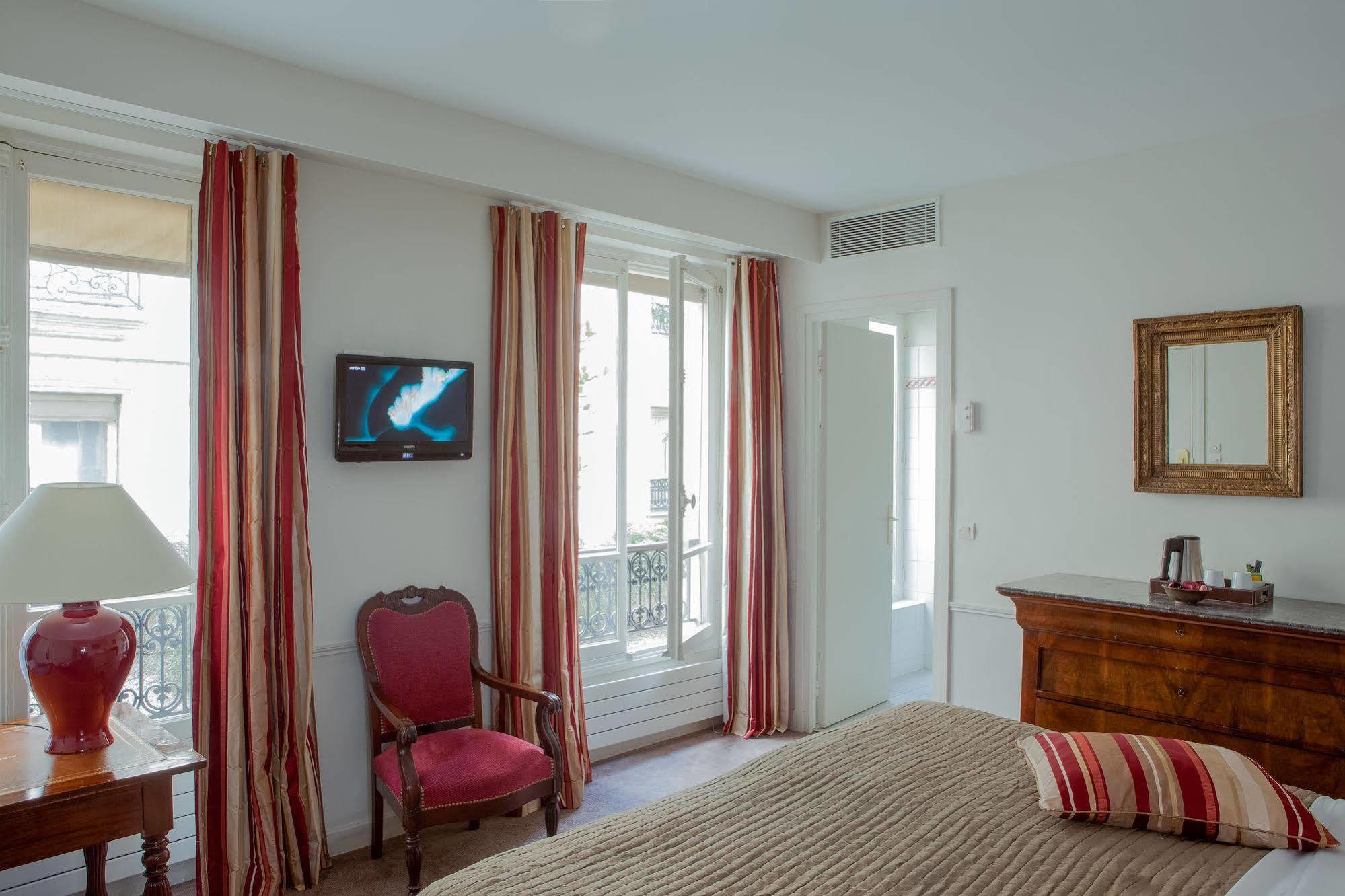 Hotel Des Saints Peres - Esprit De France Paris